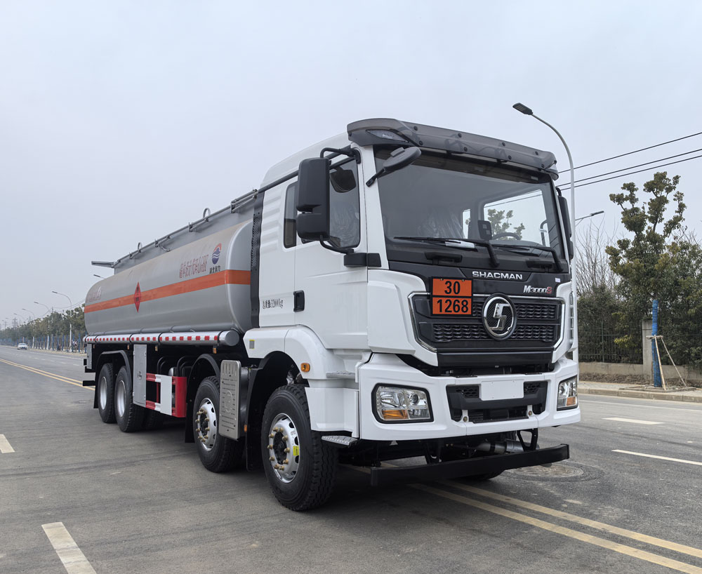 SCS5327GRYSX6型易燃液體罐式運(yùn)輸車(chē)圖片