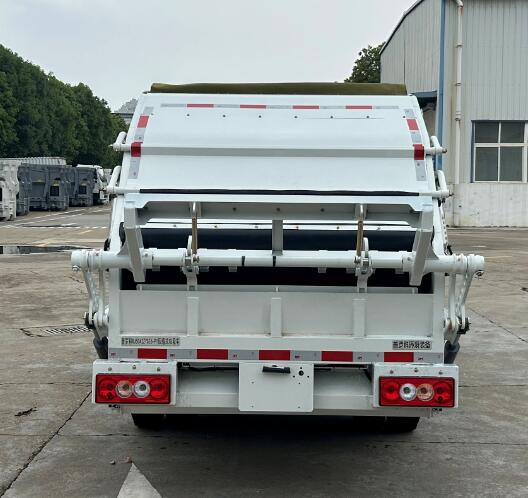 普羅科牌BJ5042ZYSE6-P1壓縮式垃圾車公告圖片