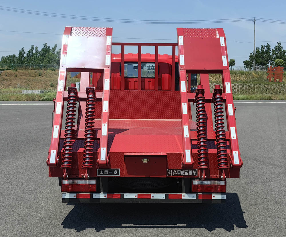 解放牌CA5044TPBP40K56L2E6A84平板運輸車公告圖片