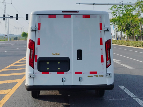 江淮牌HFC5030XXYEV13W純電動廂式運輸車公告圖片