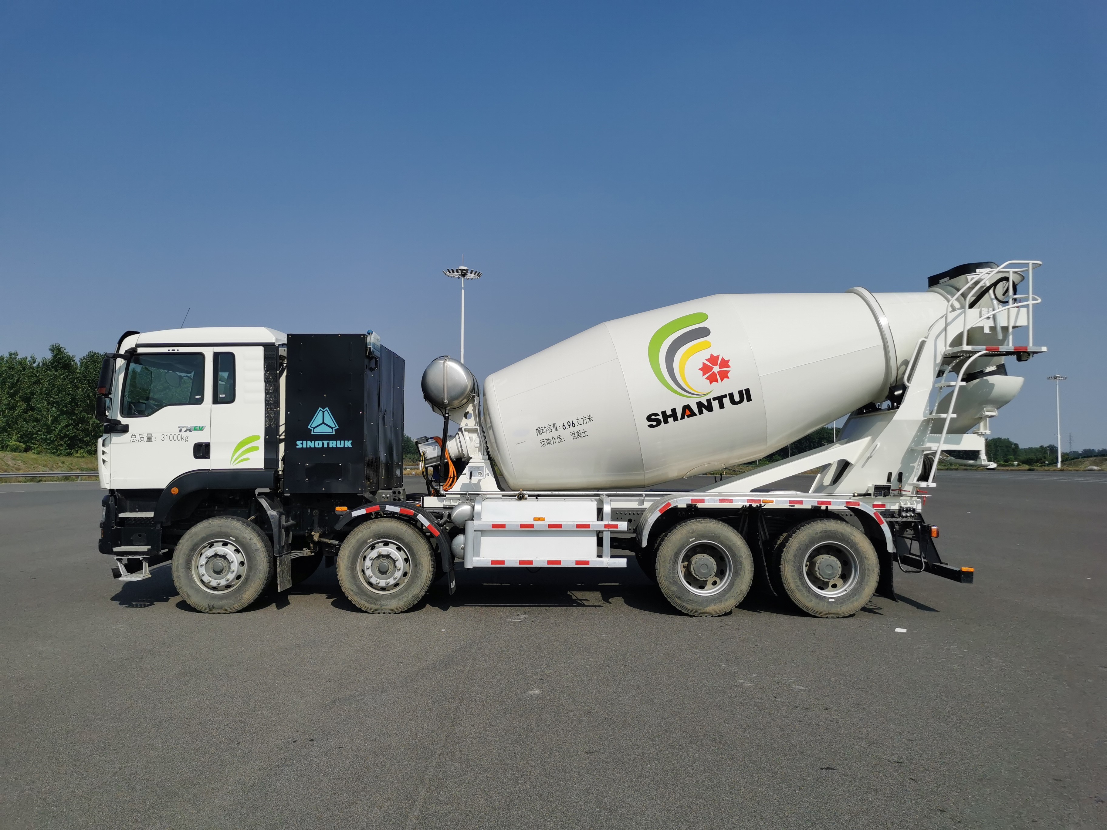 建友牌SDX5316GJBBEV7純電動混凝土攪拌運(yùn)輸車公告圖片