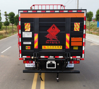 百捷牌QYY5180TQPDF6氣瓶運(yùn)輸車公告圖片