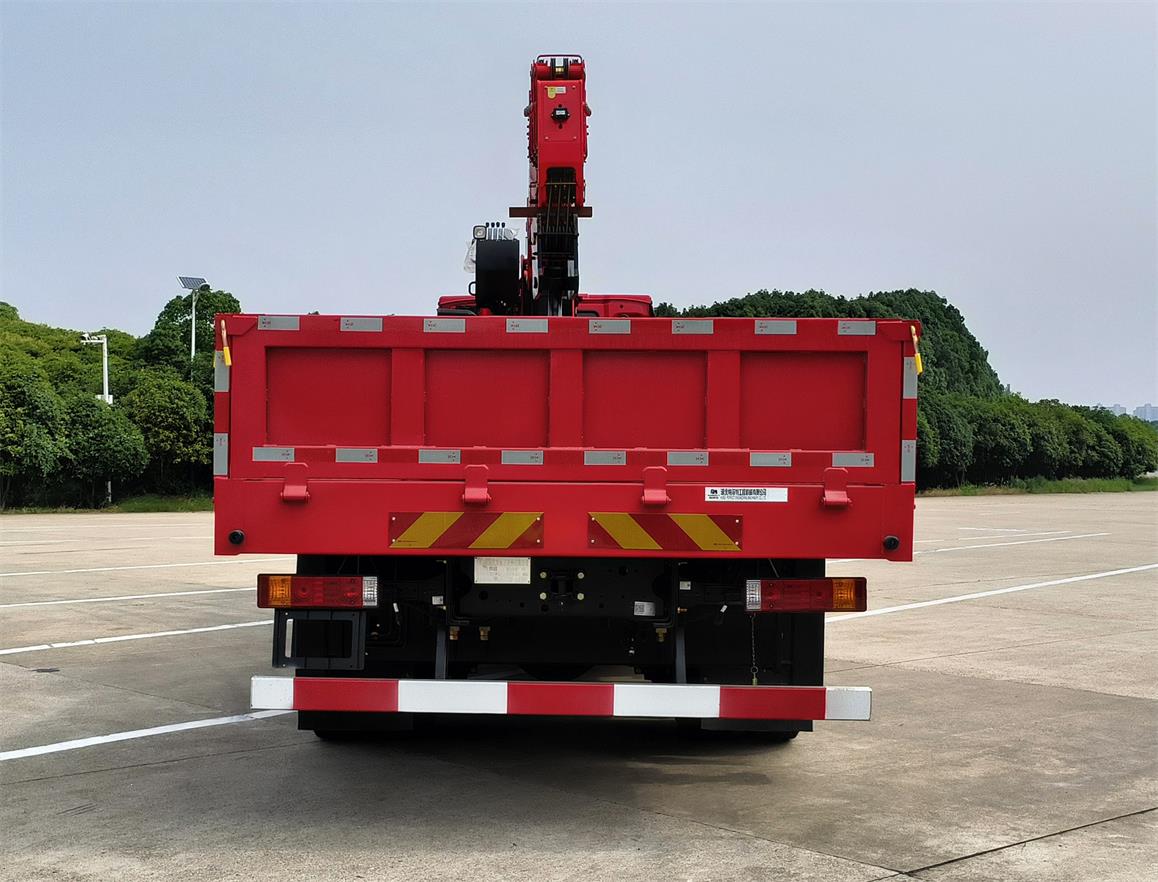 帕菲特牌PFT5316JSQD6C隨車起重運(yùn)輸車公告圖片