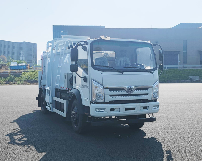 中植汽車牌CDL5120TCASHBEV純電動(dòng)餐廚垃圾車公告圖片