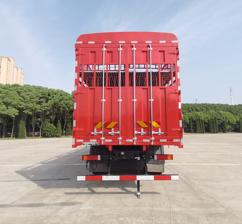 東風(fēng)牌DFH5310CCQCX3畜禽運(yùn)輸車公告圖片
