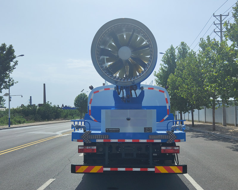 中植汽車(chē)牌CDL5180TDYDFBEV純電動(dòng)多功能抑塵車(chē)公告圖片