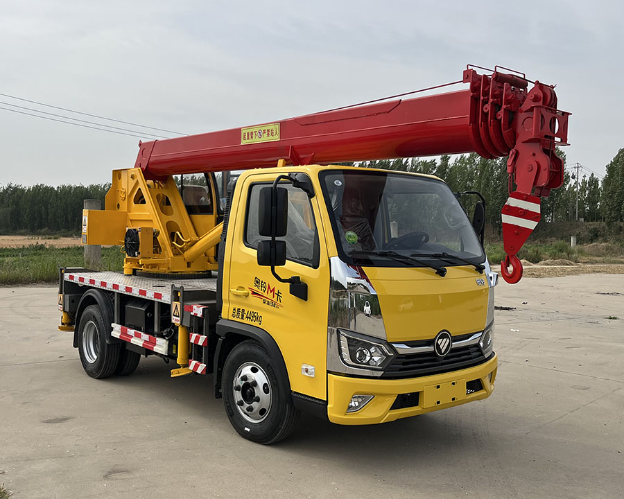 舜德牌SDS5044JQZBJ6汽車起重機(jī)