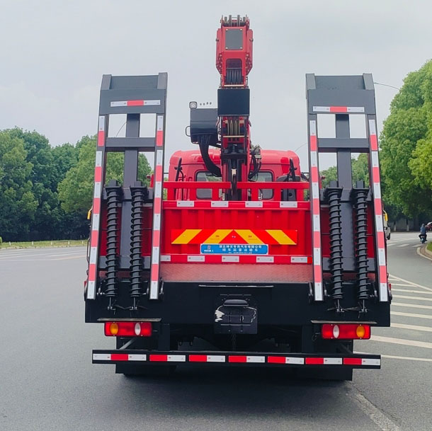 神百重工牌ABC5183JSQDV6隨車起重運(yùn)輸車公告圖片