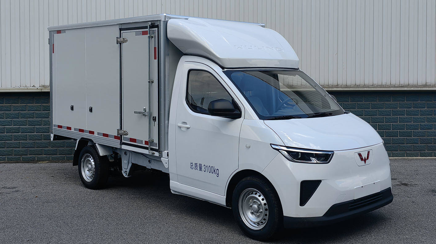 五菱牌LZW5033XXYEVA1純電動(dòng)廂式運(yùn)輸車