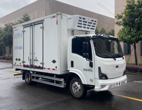 慶鈴牌(繁體)牌QL5040XLCBEVBNHA2純電動冷藏車公告圖片