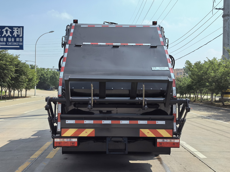 楚勝牌CSC5145ZYS6壓縮式垃圾車公告圖片