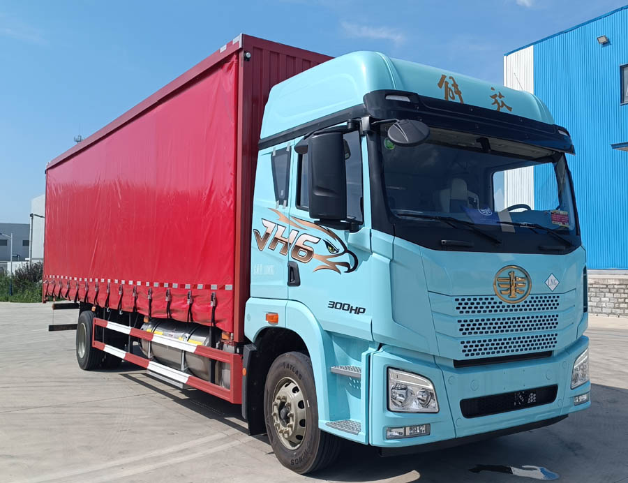 解放牌CA5182XXYP26K8L7NE6A90廂式運輸車公告圖片