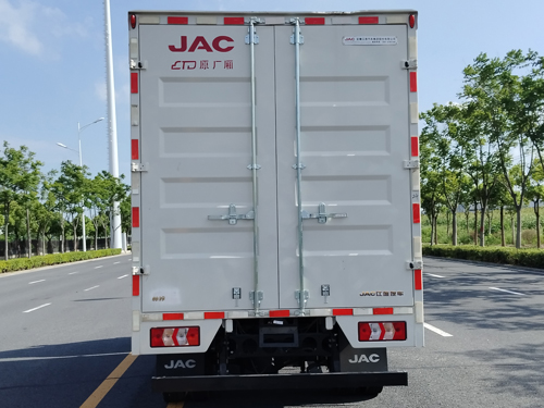 江淮牌HFC5042XXYEV15純電動廂式運(yùn)輸車公告圖片