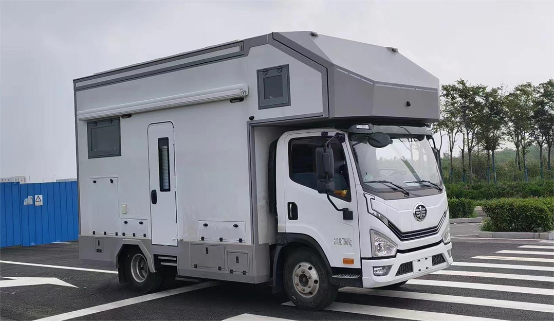 科發(fā)房車牌DKF5075XLJPHEV1插電式混合動(dòng)力旅居車公告圖片