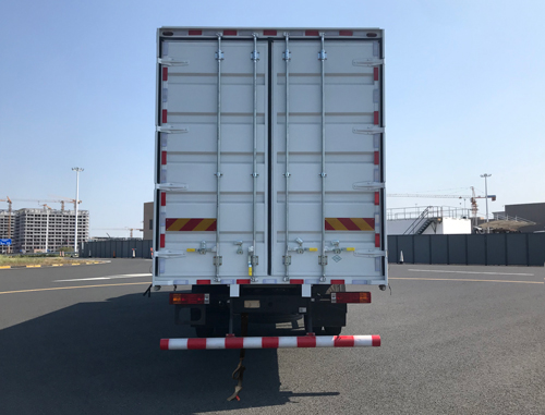 陜汽牌SX5189XXYVB721THQ1廂式運輸車公告圖片