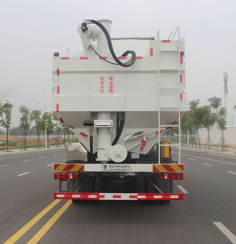 潤知星牌SCS5257ZSLZZ6散裝飼料運(yùn)輸車公告圖片
