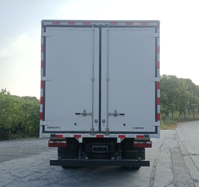 遠(yuǎn)程牌JGL5127XXYBEVGR1純電動廂式運輸車公告圖片