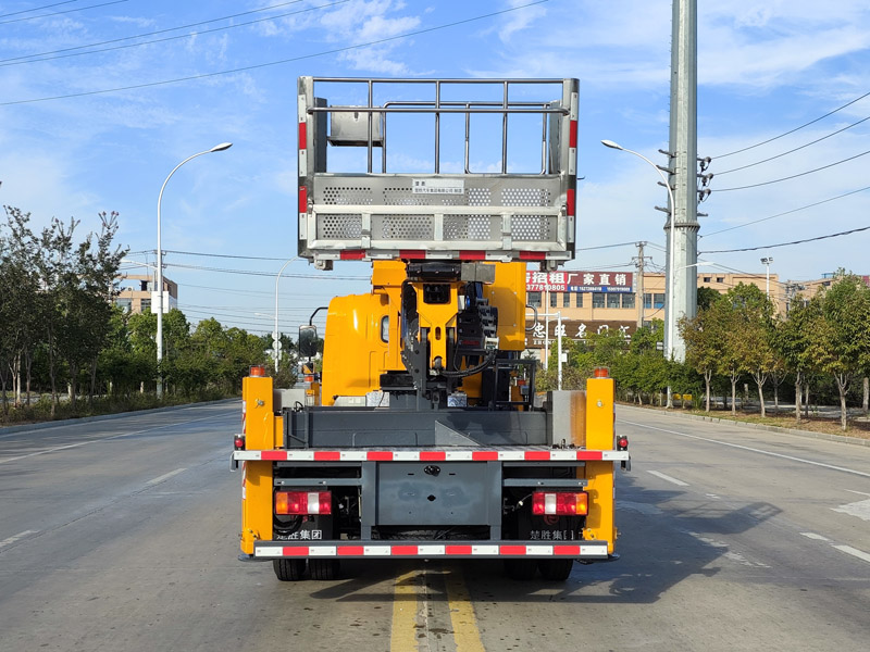楚勝牌CSC5077JGKZ6高空作業(yè)車公告圖片