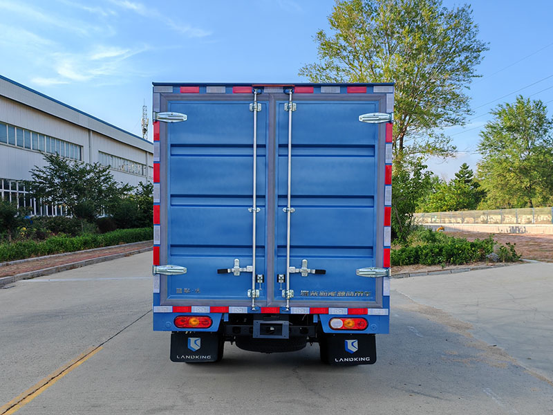 藍(lán)擎牌YTQ5032XXYSDEV331-LQ純電動廂式運(yùn)輸車公告圖片