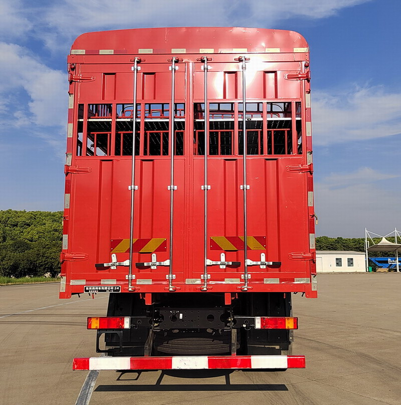 東風牌DFH5310CCQCX4畜禽運輸車公告圖片