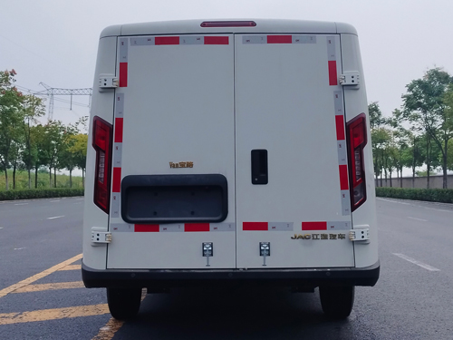 江淮牌HFC5030XXYEV13W-1純電動廂式運輸車公告圖片