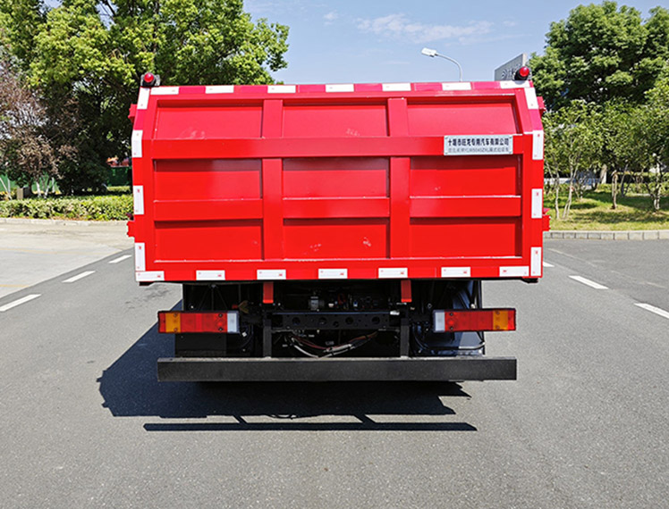 偲佤閣牌YLW5040ZXL廂式垃圾車公告圖片