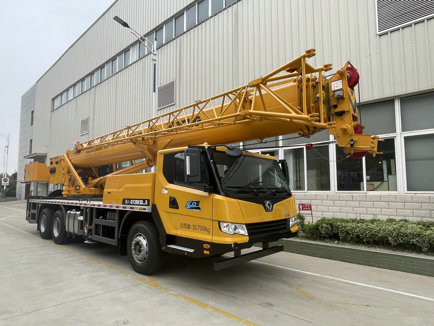 徐工牌XZJ5320JQZ25K5D汽車起重機(jī)公告圖片