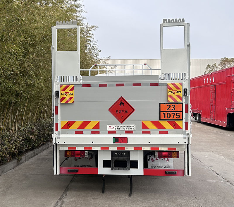 楚飛牌CLQ5180TQP6SX氣瓶運輸車公告圖片