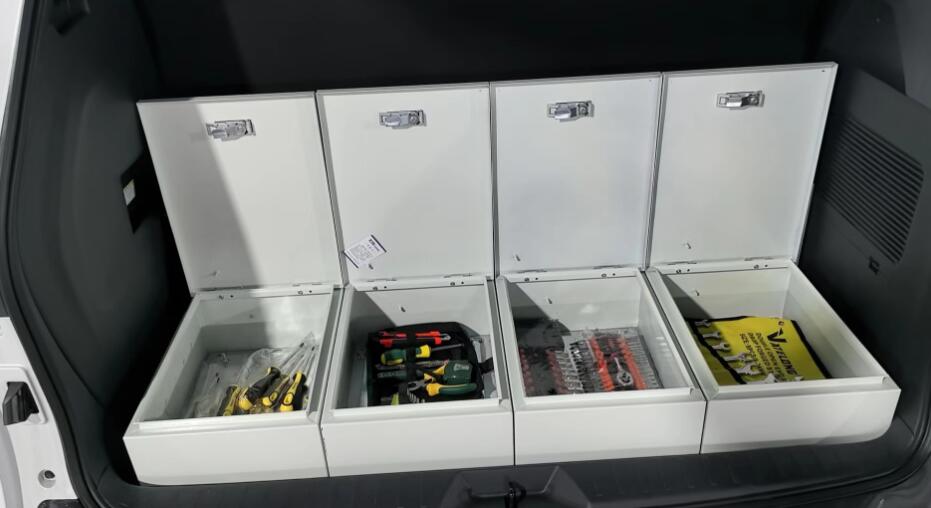 瓏致汽車牌LZV5030XGJ1HEV混合動力工具車公告圖片