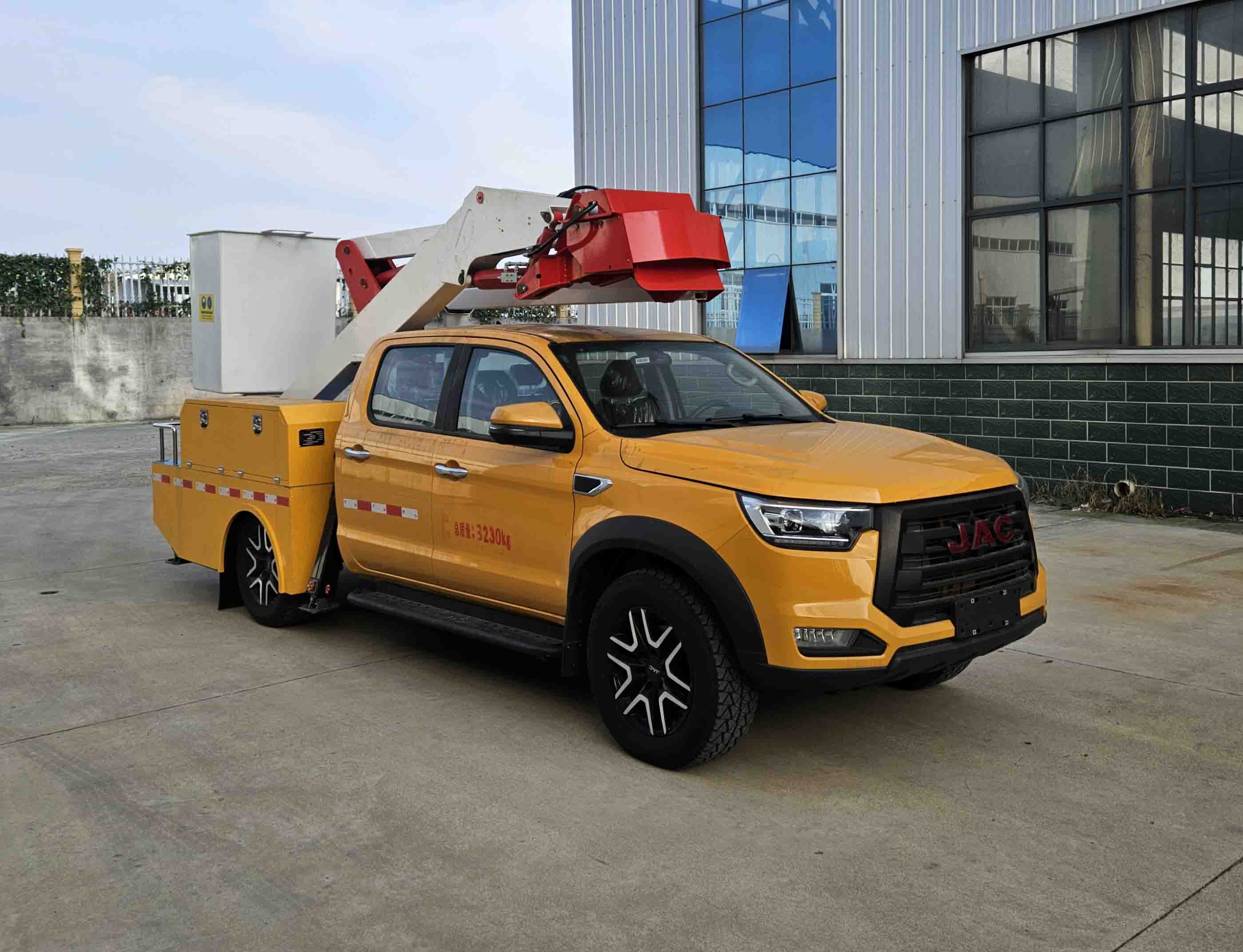 瑞雅晟牌RRR5037JGKH高空作業(yè)車