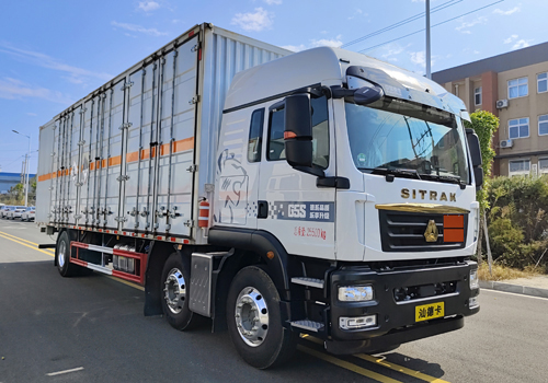 匯力威牌VVV5260XZWZZ6雜項(xiàng)危險(xiǎn)物品廂式運(yùn)輸車