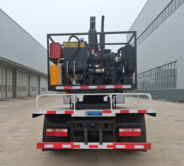 元年牌XSH5044TYHE6綠化綜合養(yǎng)護車公告圖片