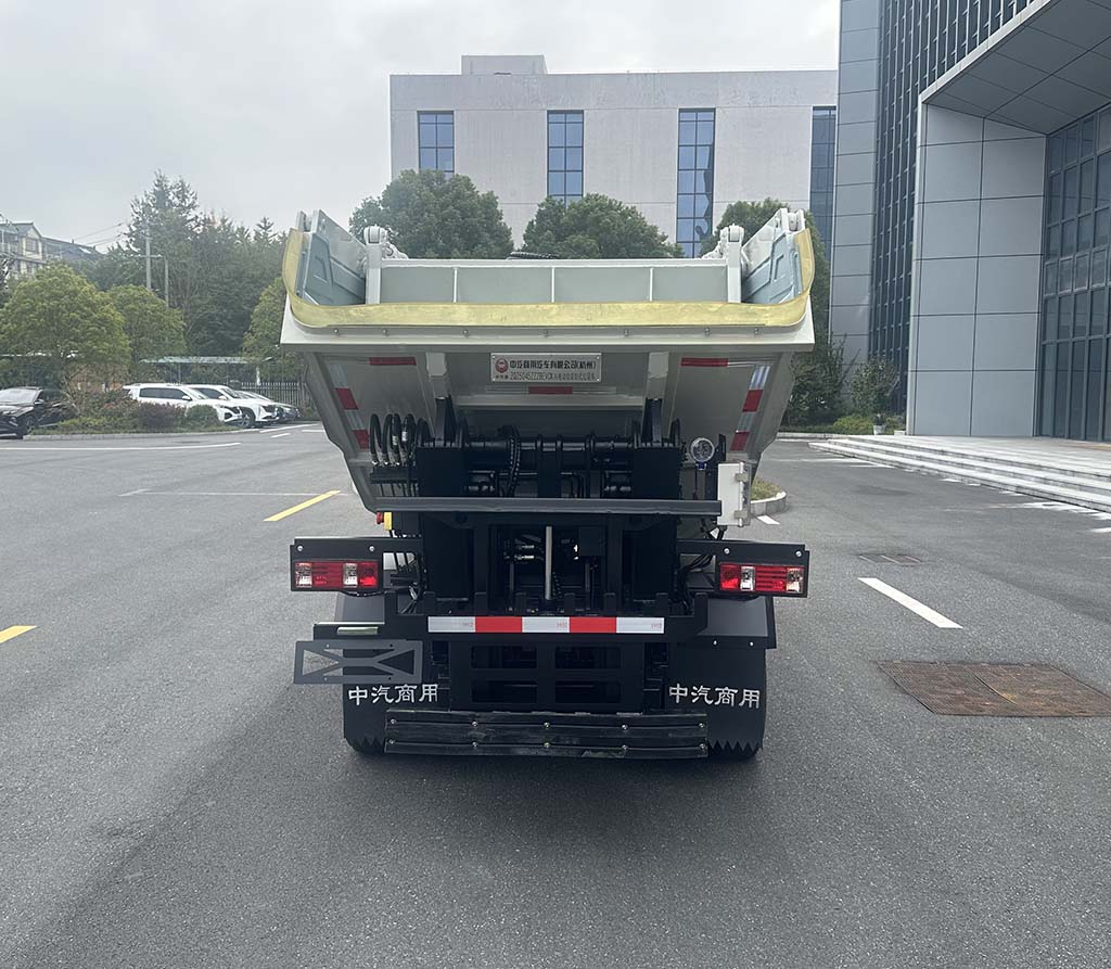 中汽牌ZQZ5045ZZZBEVCK純電動自裝卸式垃圾車公告圖片