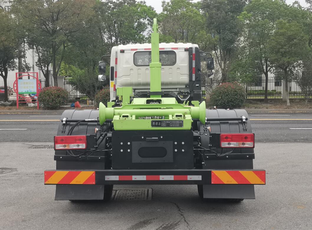 耶律潔牌SWT5180ZXXBJ6車廂可卸式垃圾車公告圖片