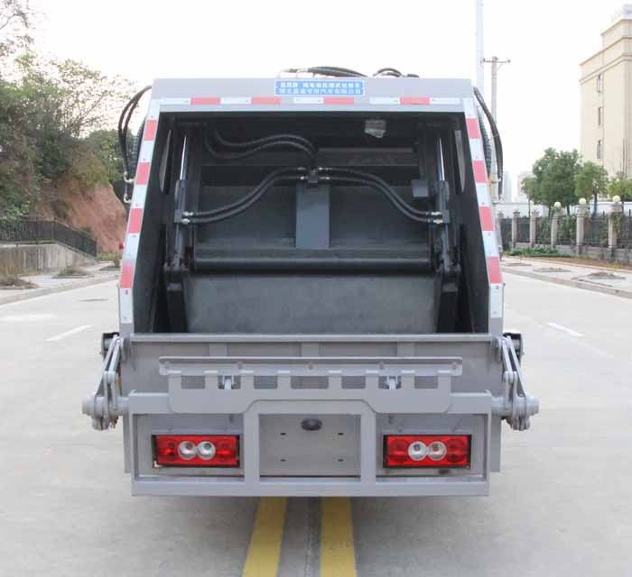 縱昂牌CLT5042ZYSBJBEV純電動(dòng)壓縮式垃圾車公告圖片