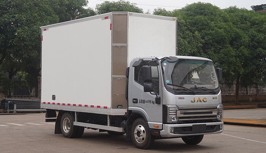 運力牌LG5040XCQH6雛禽運輸車