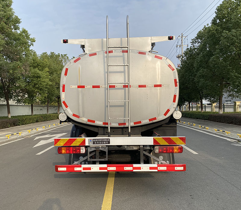 潤(rùn)知星牌SCS5255GSYZZ6食用油運(yùn)輸車公告圖片