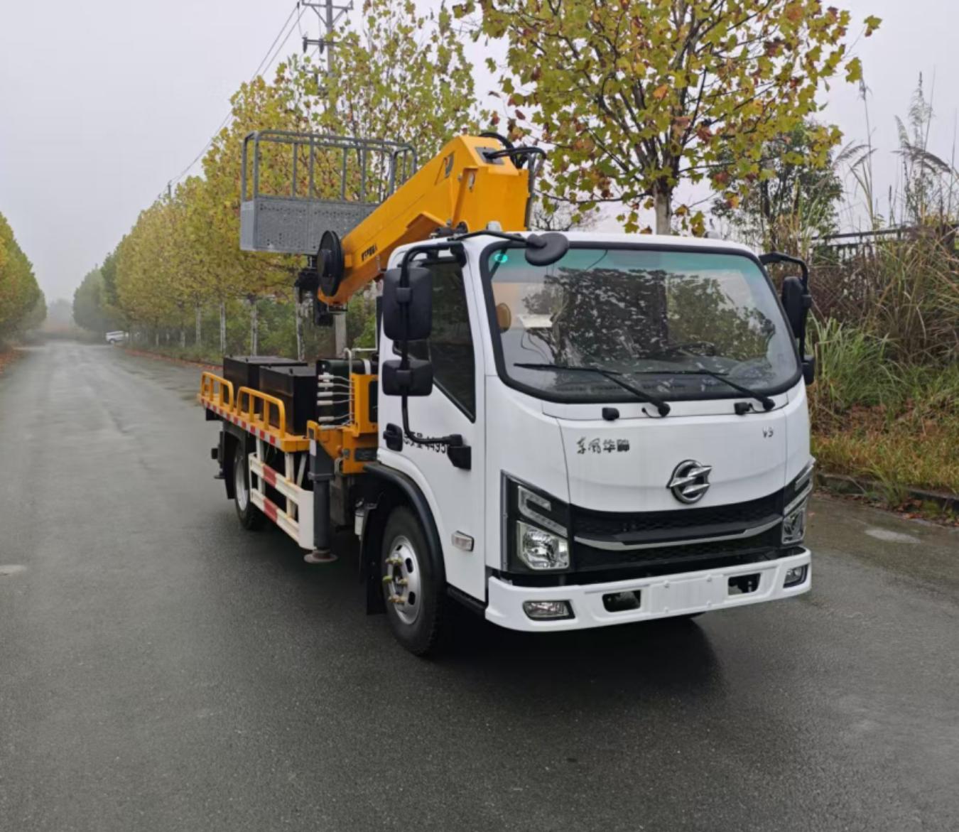 XCL5040XJX6型抽油機檢修車圖片