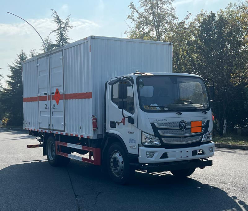 QYY5128XRQBJ6型易燃?xì)怏w廂式運(yùn)輸車圖片