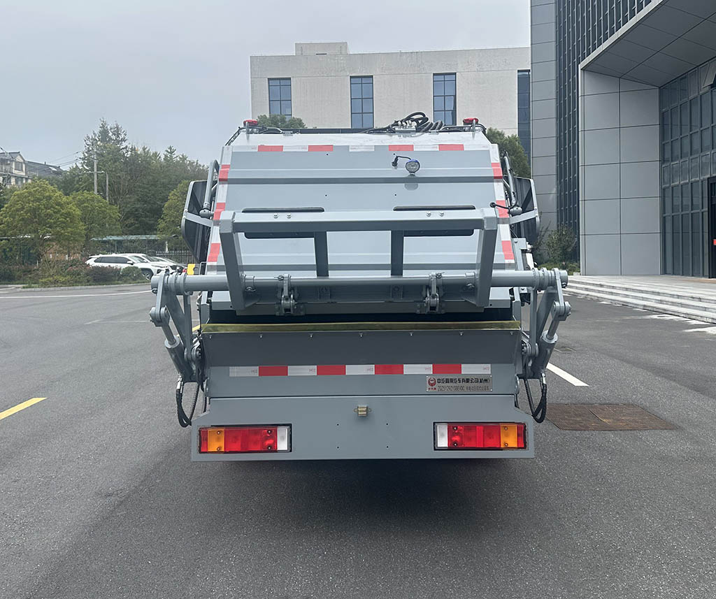 中汽牌ZQZ5129ZYSBEVDC純電動壓縮式垃圾車公告圖片