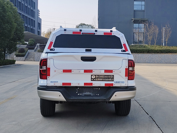 博利牌BLT5030TXUCHEV插電式增程混合動(dòng)力巡邏車公告圖片