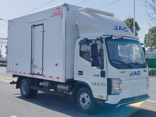 江淮牌HFC5042XLCP3EV1純電動(dòng)冷藏車公告圖片