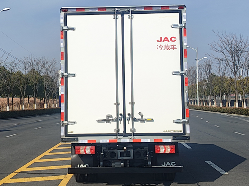 江淮牌HFC5042XLCP3EV2純電動冷藏車公告圖片