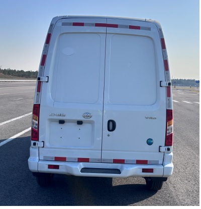 大通牌SH5045XXYA7DB廂式運輸車公告圖片