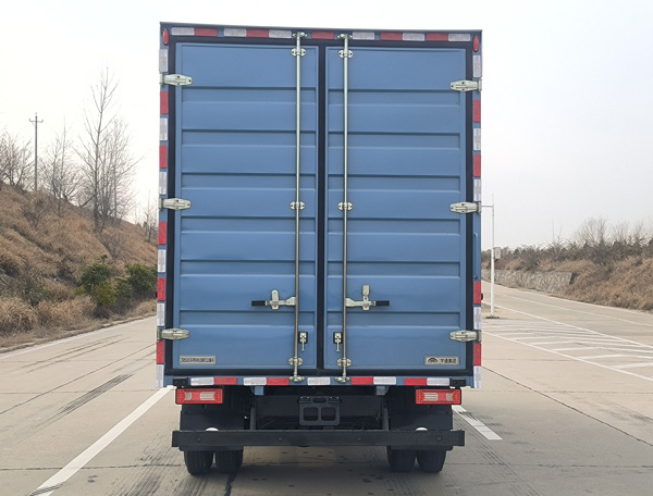 宇通牌ZKH5045XXYBEV12純電動廂式貨車公告圖片