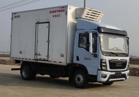 豪沃牌ZZ5047XLCK3414Z145BEVF1纯电动冷藏车
