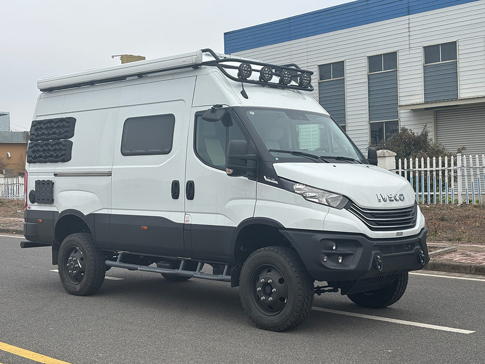 旅美牌WZH5070XLJVWX旅居車