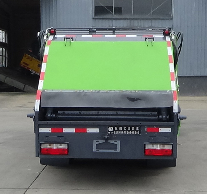 博利牌BLT5045ZYSE6WL壓縮式垃圾車公告圖片