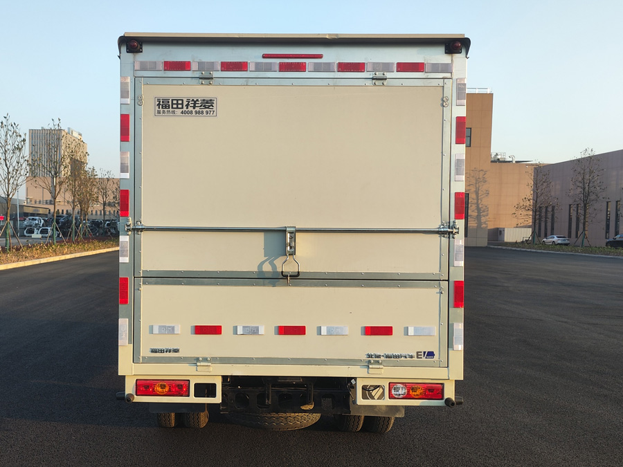 福田牌BJ5030XYKEV83純電動翼開啟廂式貨車公告圖片
