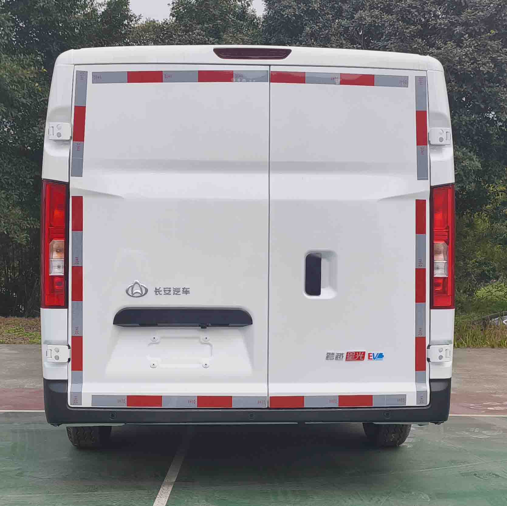 長安牌SC5039XXYAAABBEV純電動(dòng)廂式貨車公告圖片